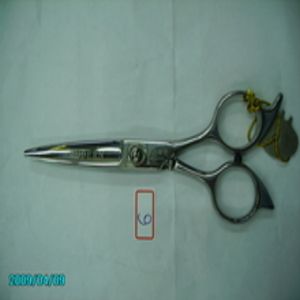 特殊鋼研磨剪髮剪刀彩色摩登HF958-550刀鋒長度6cm